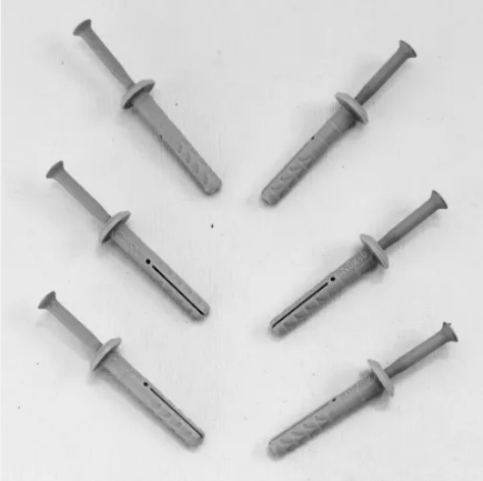 visqueen fixings pins