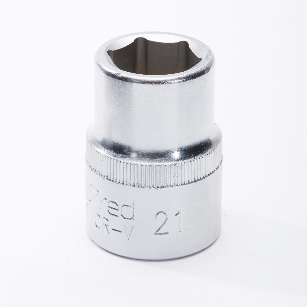 Satin Reg Socket